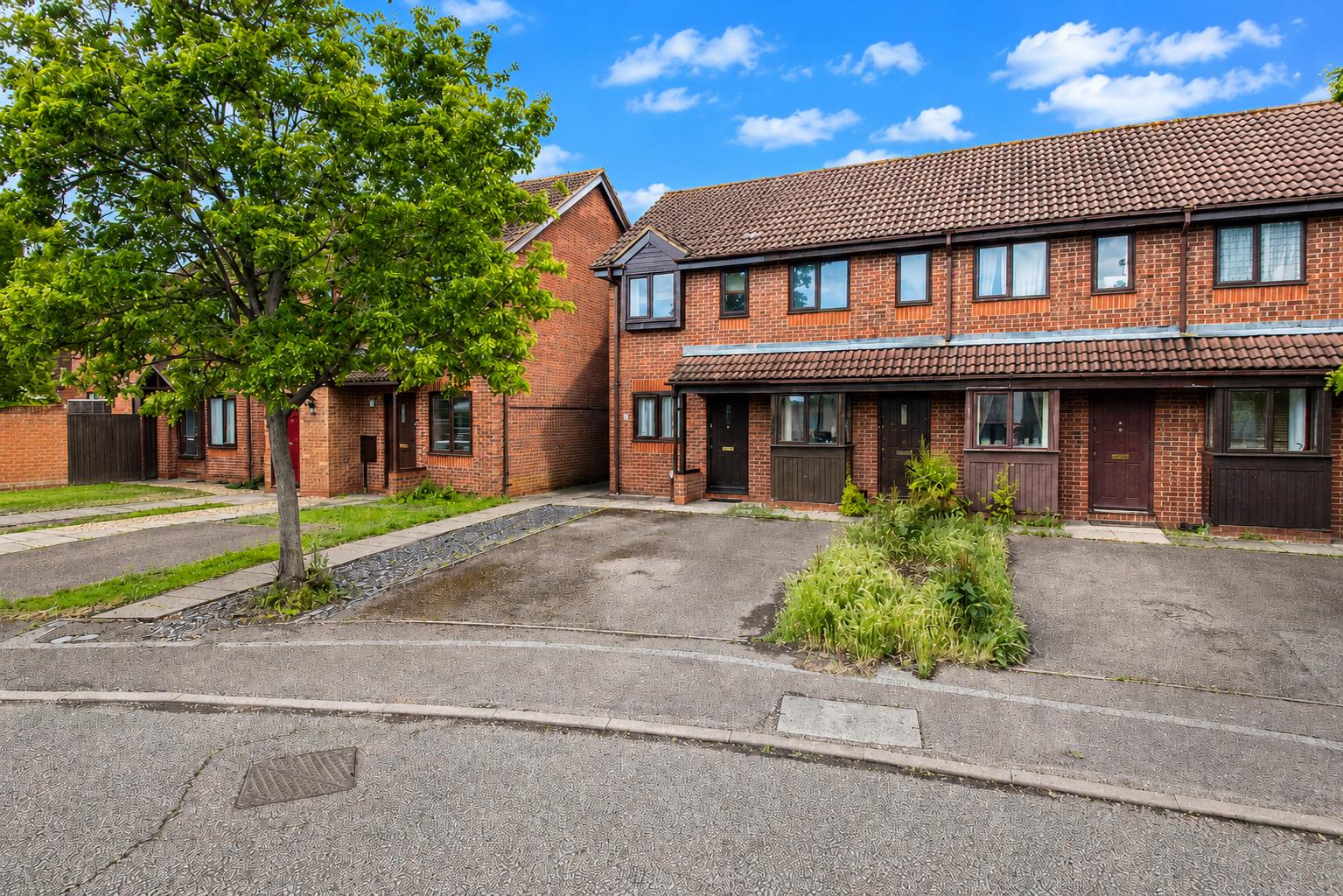 1 bed property in Holton Hill, Milton Keynes